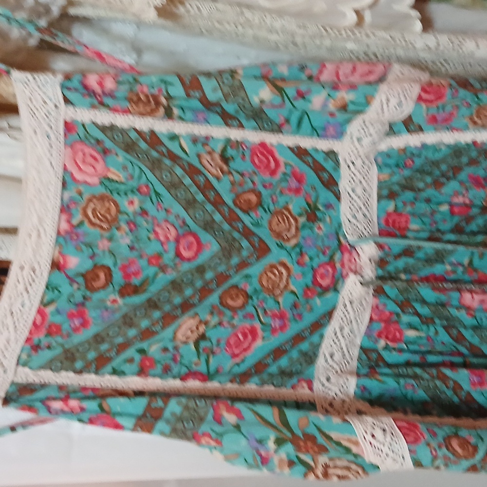 Spell Teal Floral Lace-Trim Maxi Dress - Picture 2 of 7